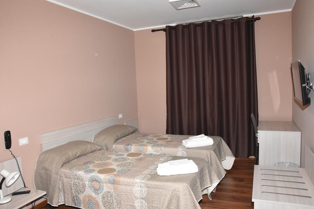 Hotel Giuseppe Ventimiglia Kültér fotó